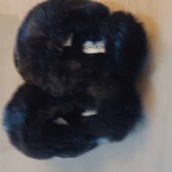 Coach Polyester Faux Fur Women Black Comfy Slippers - Picture 5 of 5
